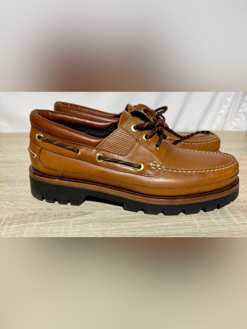 Louis Vuitton Summerland Line deck Shoes, Sz 7.5 (US Sz 8.5), NWOB, Authentic